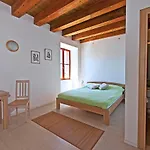 At Castle From Xvi Century Zamagna, Mali Bay Maison d'hôtes 3*
