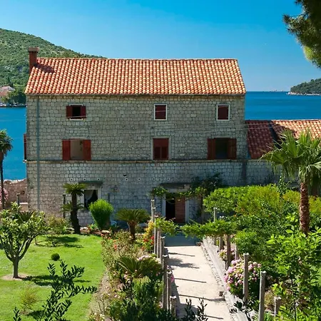 招待所 At Castle From Xvi Century Zamagna, Mali Bay