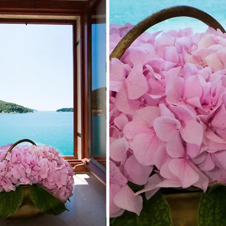 At Castle From Xvi Century Zamagna, Mali Bay 招待所 3*