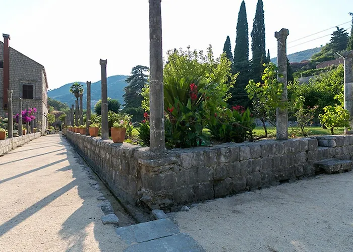 At Castle From Xvi Century Zamagna, Mali Bay Gasthof Zaton (Dubrovnik-Neretva)